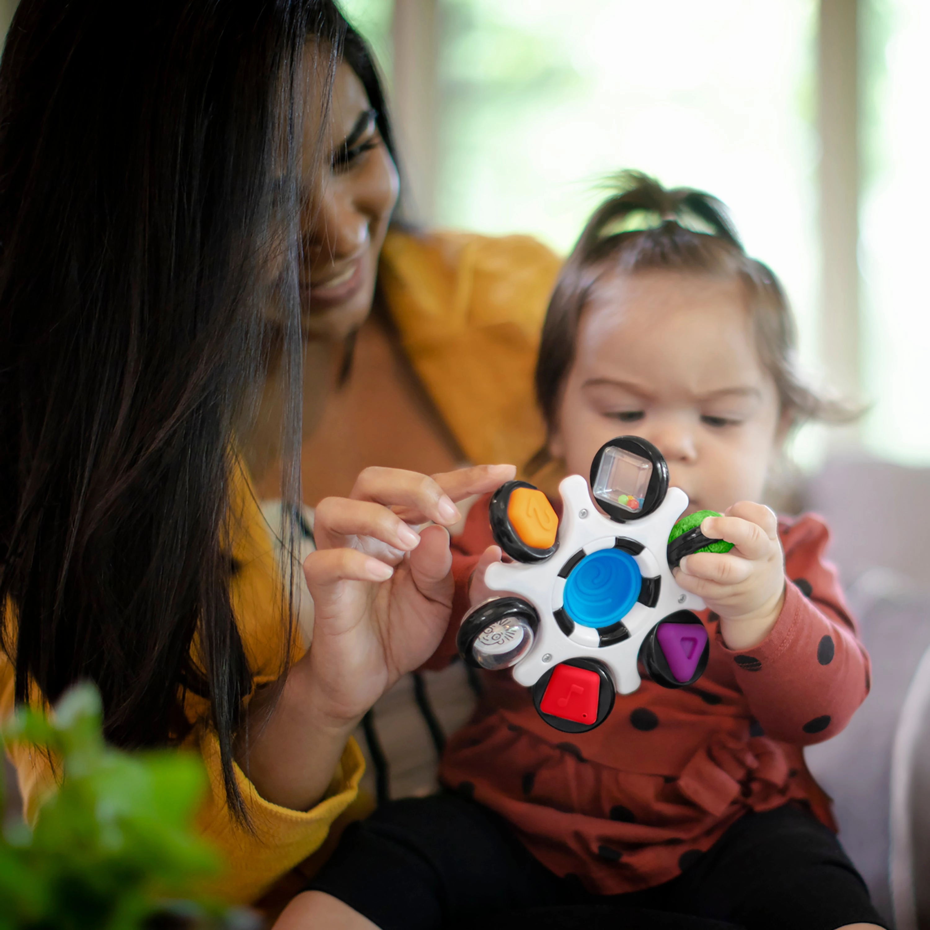 Baby Einstein Curiosity Clutch Twist & Pop Rattle Teether Infant Toy