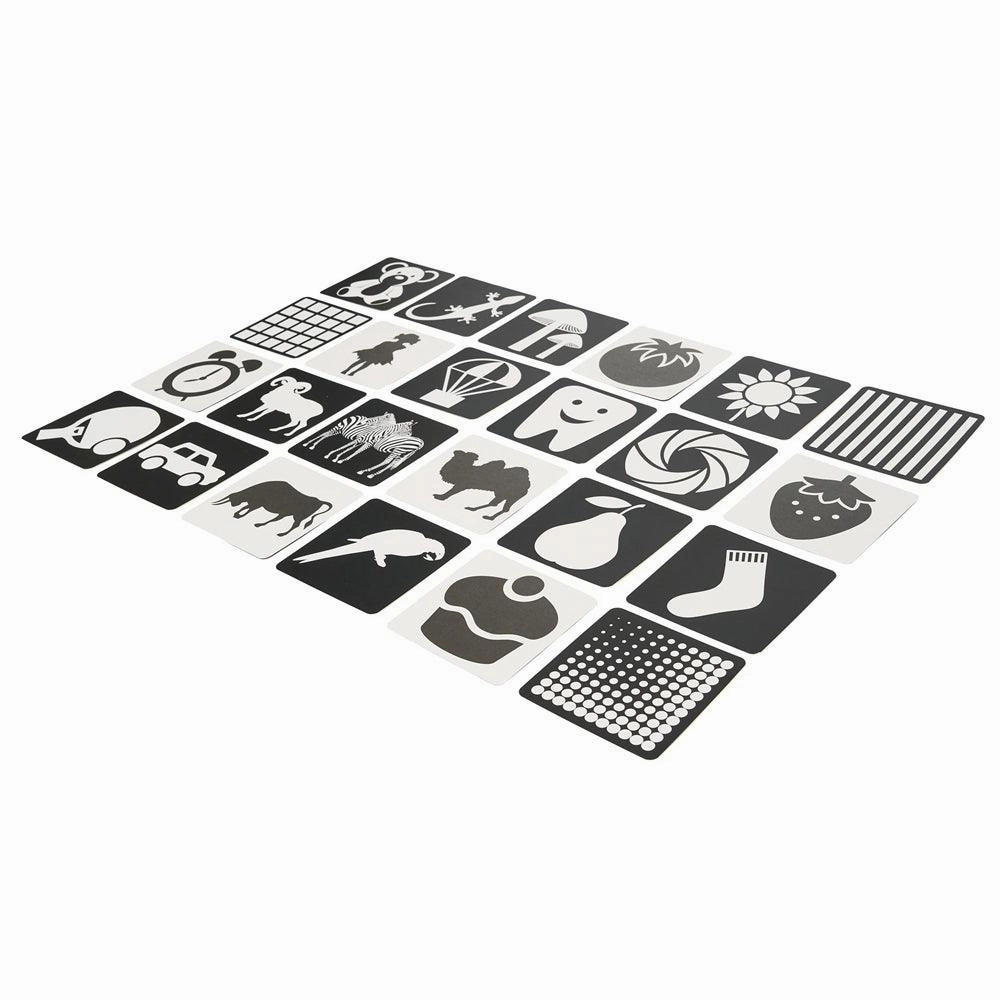 Black and White Flash Cards for Infants - 24 Cards
