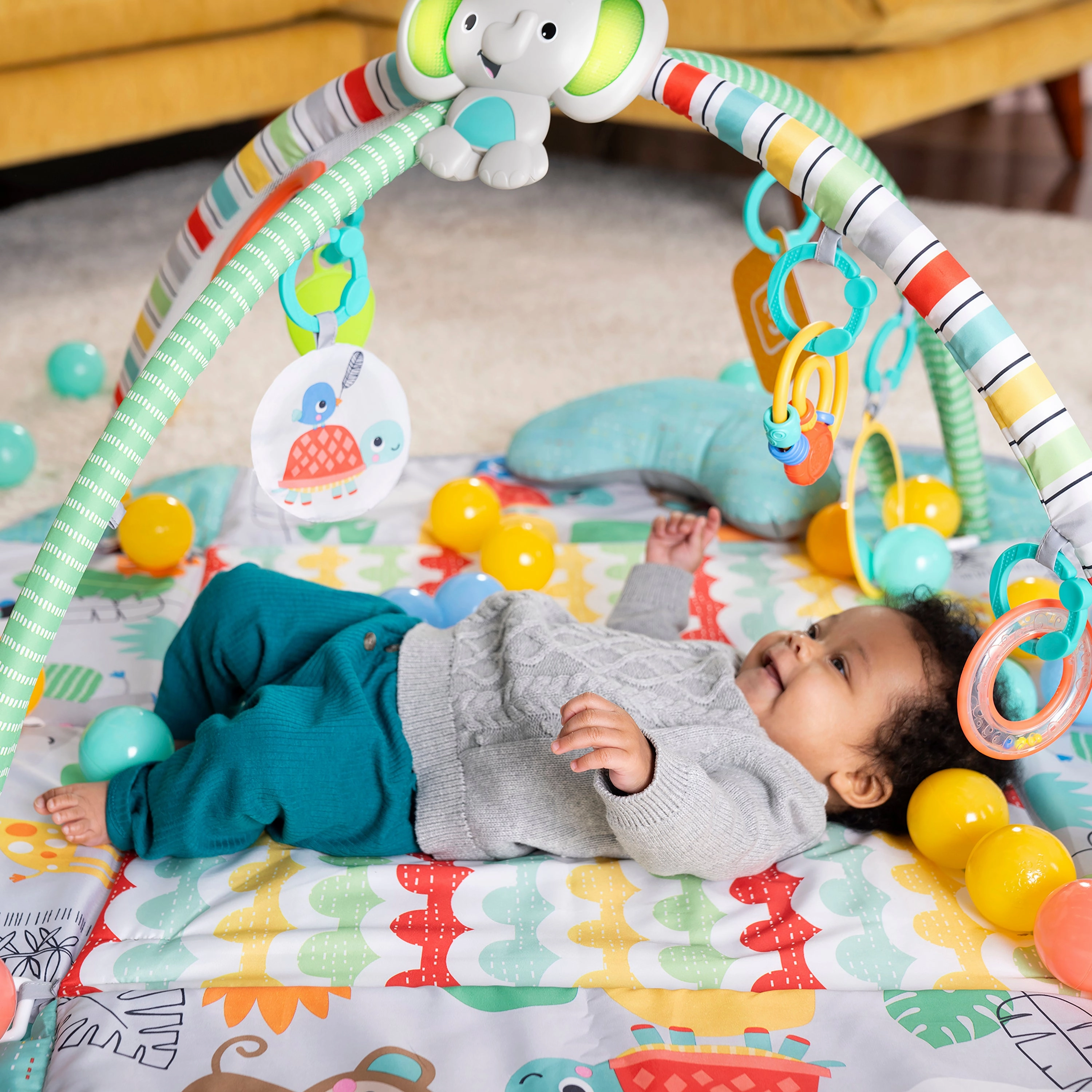 Bright Starts Bright Starts Neutral 5-In-1 Ball Pit Gym Refresh