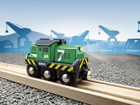 Brio World 33214 Freight Battery Engine with Headlights for Age 3 & Up