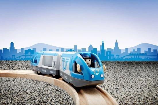 Brio World 33506 Travel Battery Operated Train Toy for Ages 3 and Up