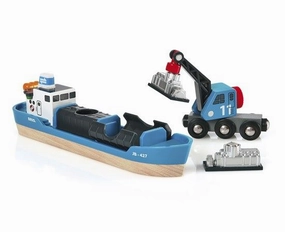 Brio World 33534 Freight Ship & Crane Railway Playset for Ages 3 & Up