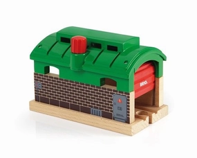 Brio World 33574 Train Garage Train Track Accessory for Ages 3 and Up