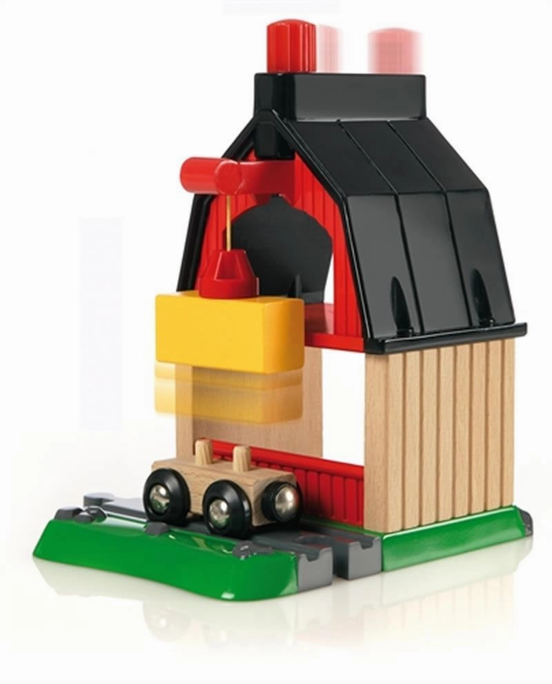 Brio World 33719 Farm Railway Set Interactive Train Toy for Age 3 & Up