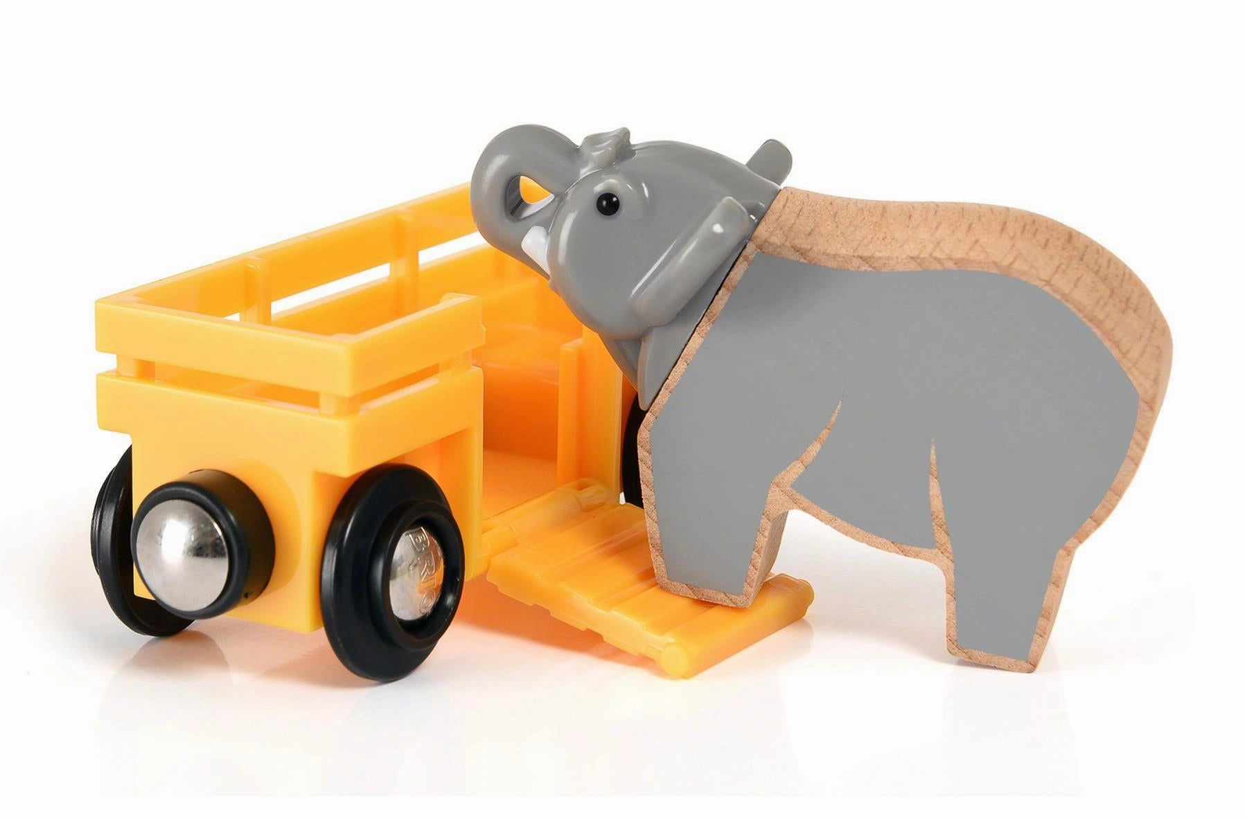 Brio World 33969 Safari Wagon and Elephant Train Toy for Ages 3 and Up