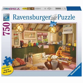 Cozy Kitchen 750pc