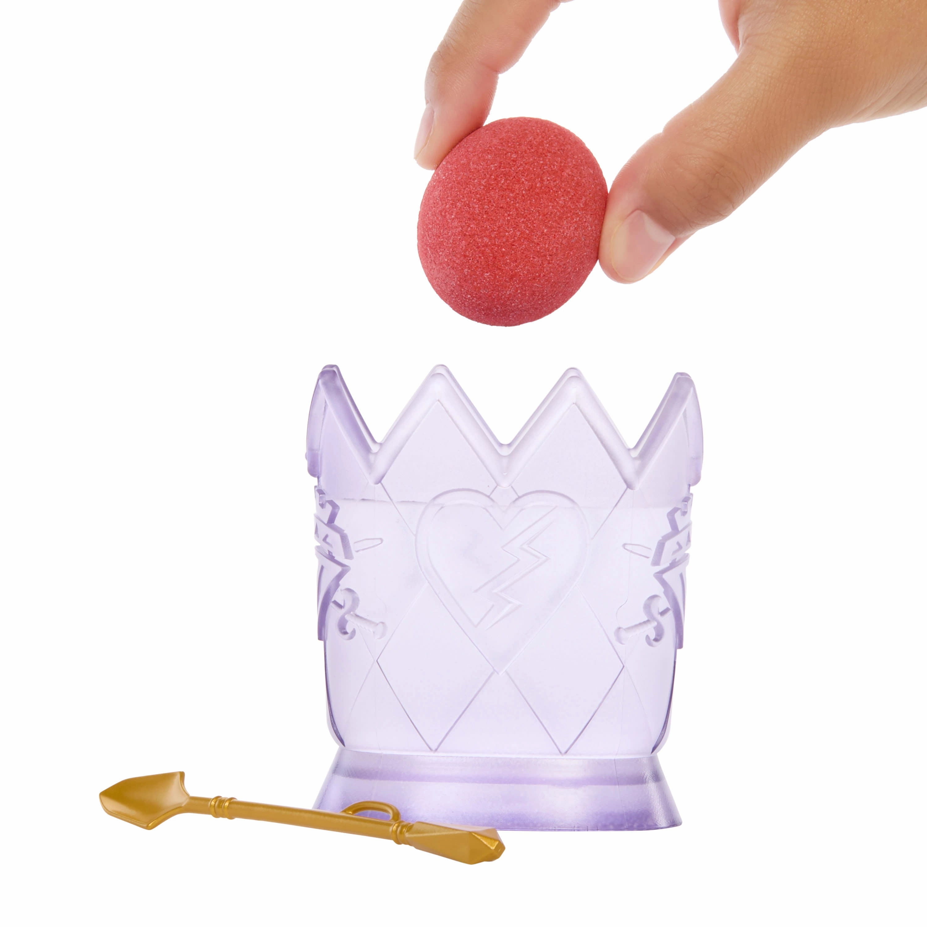 Disney Descendants Cookbook Reveal Red