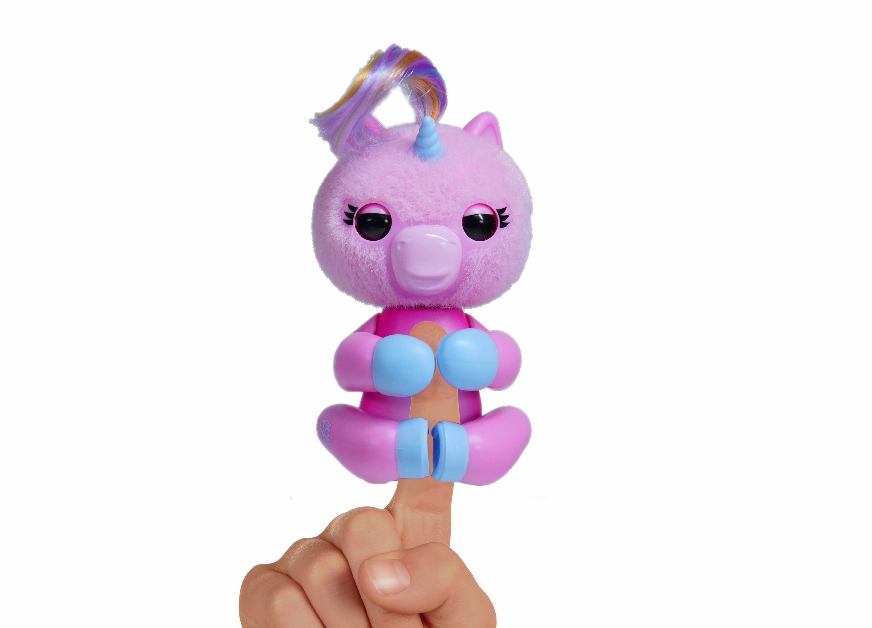 Fingerlings Unicorn Xmas Hat Interactive Toy