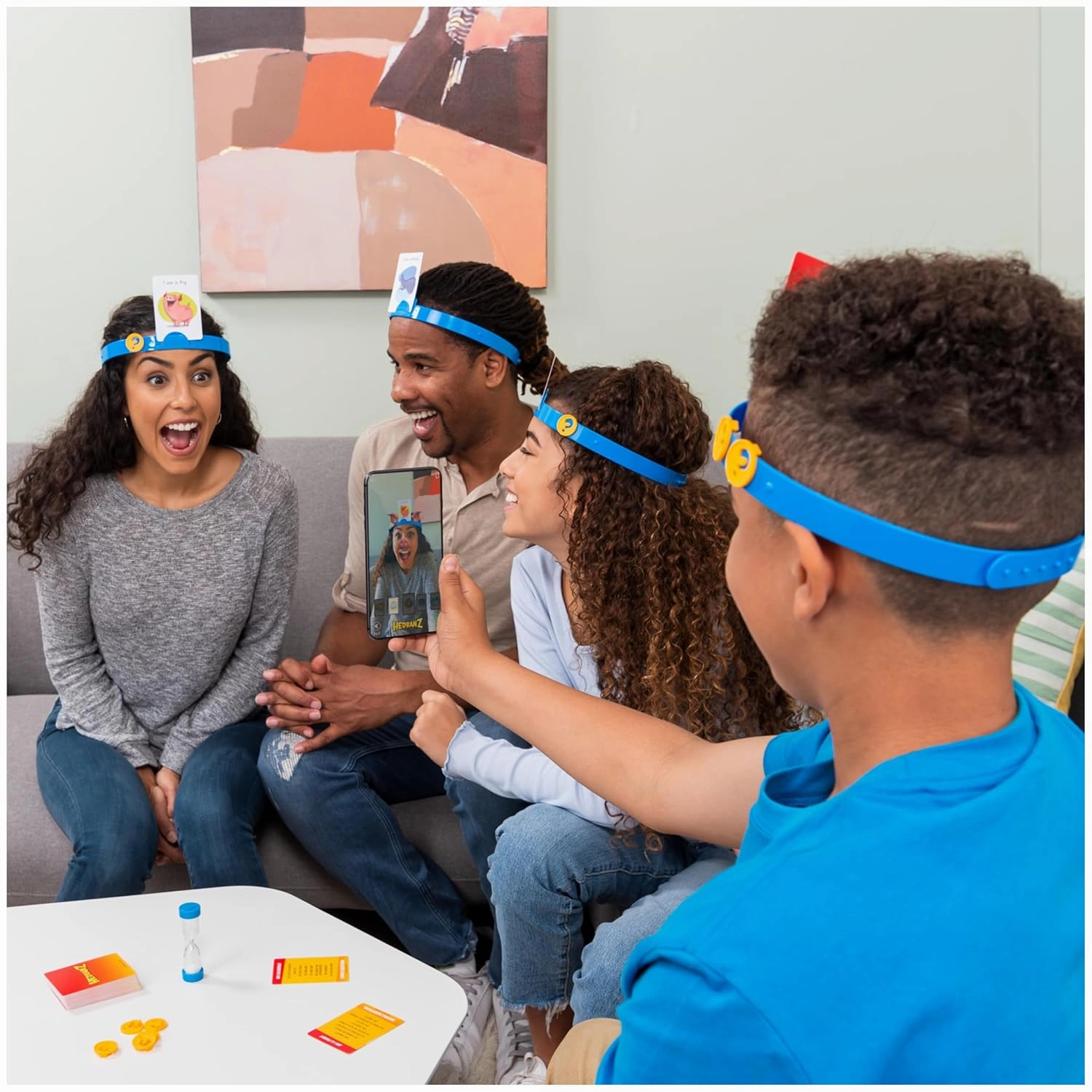 Funskool Spin Master Hedbanz Picture Guessing Board Game for 2-6 Players Ages 3 Years  