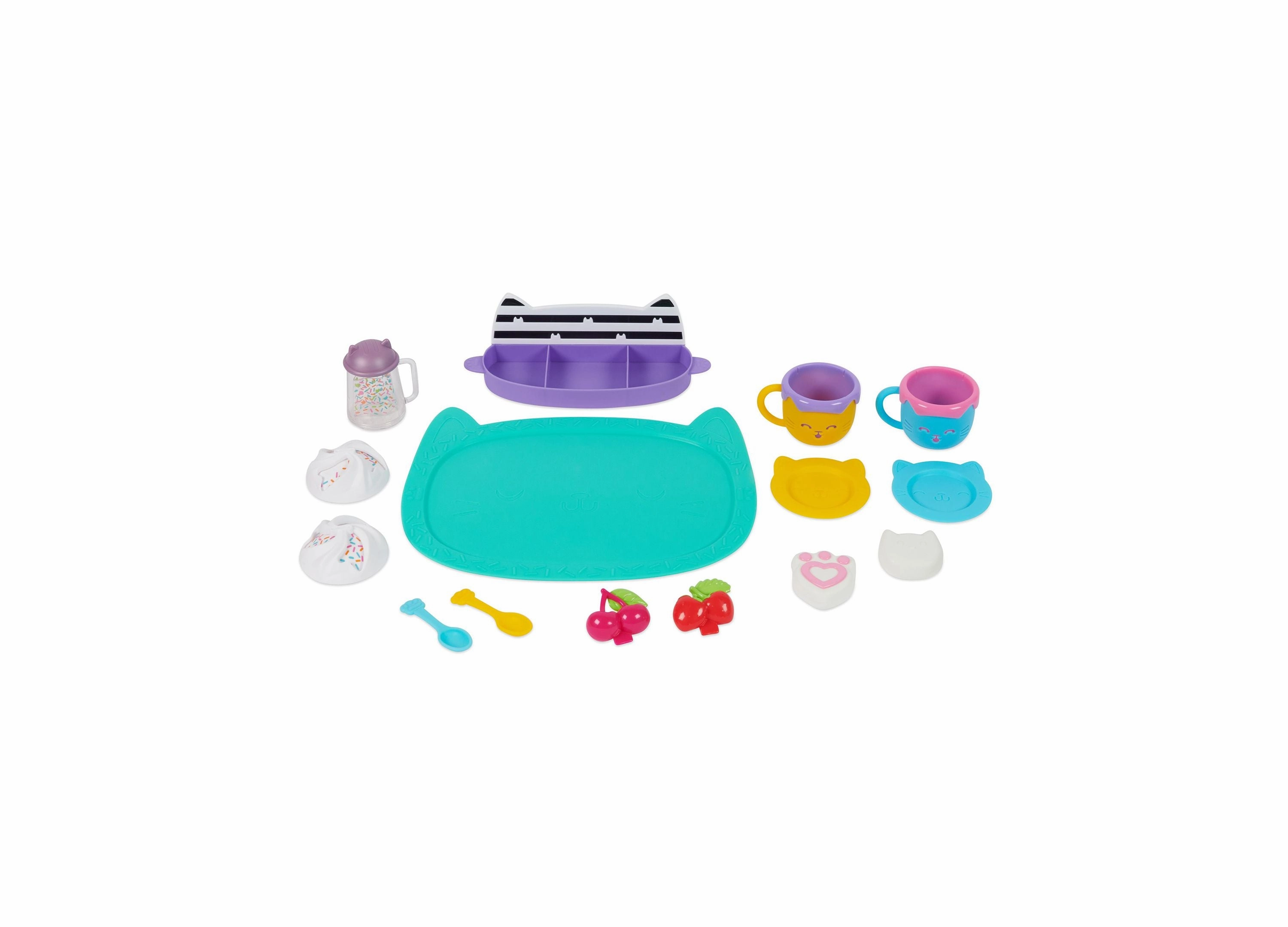 Gabby's Dollhouse 15-Piece Hot Cocoa Party Playset with Rotatable Whip Cream Feature