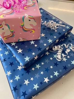 Gift wrap and NO card
