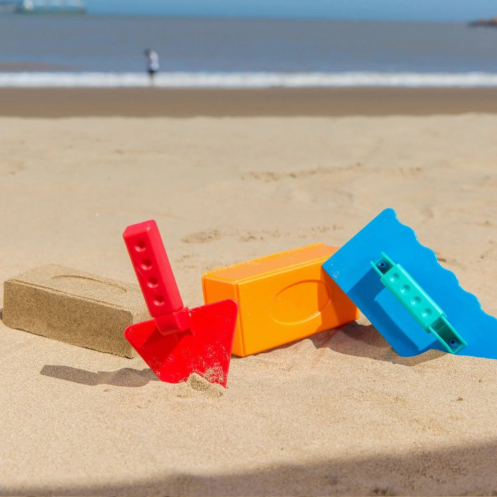 Hape - Master Bricklayer Set - 3pc Sand Castle Building Playset