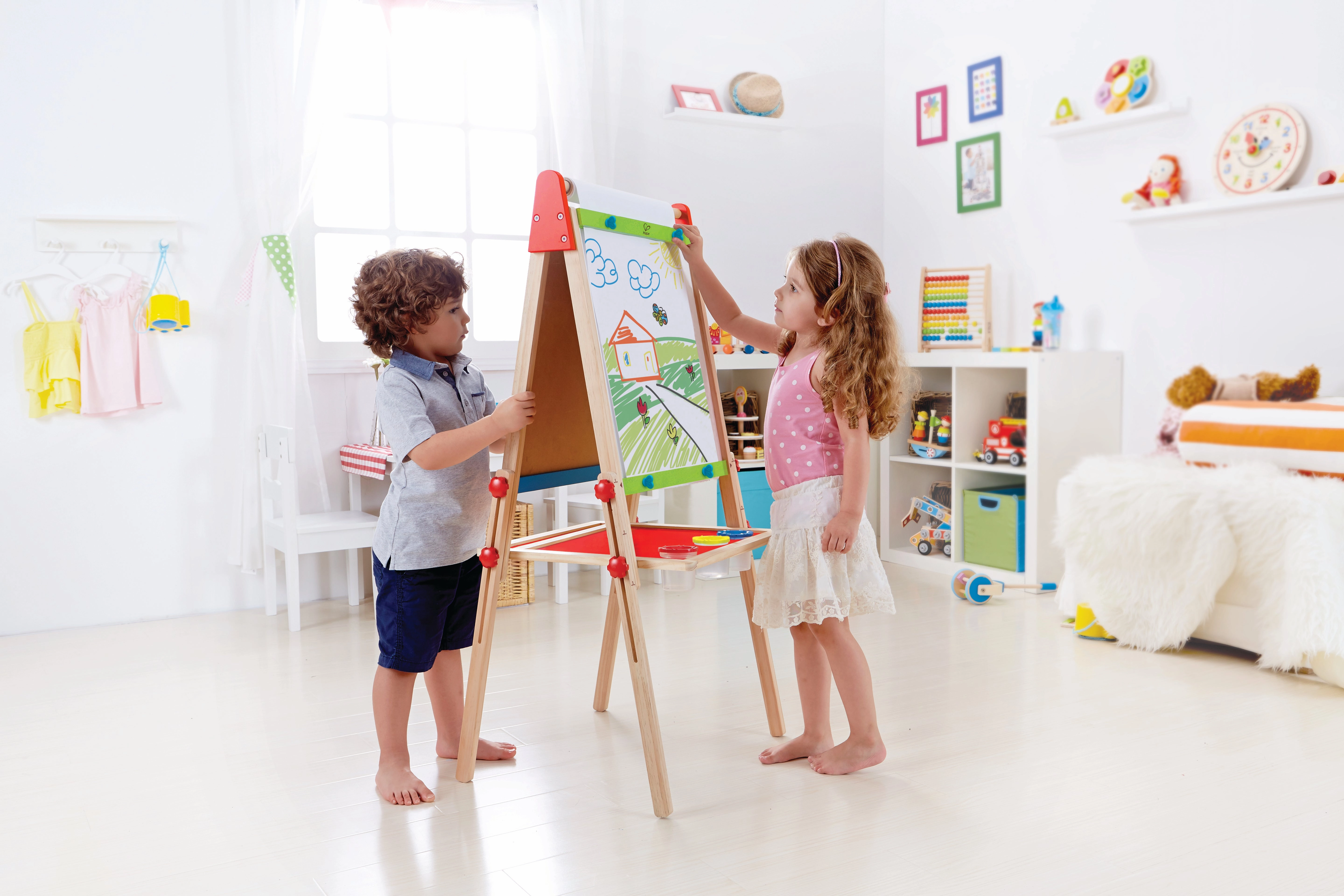 Hape All-In-1 Easel