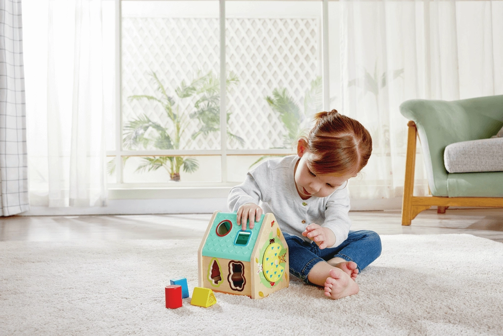 Hape Critter House Shape Sorter Wooden Playset for Toddlers Age 2 & Up