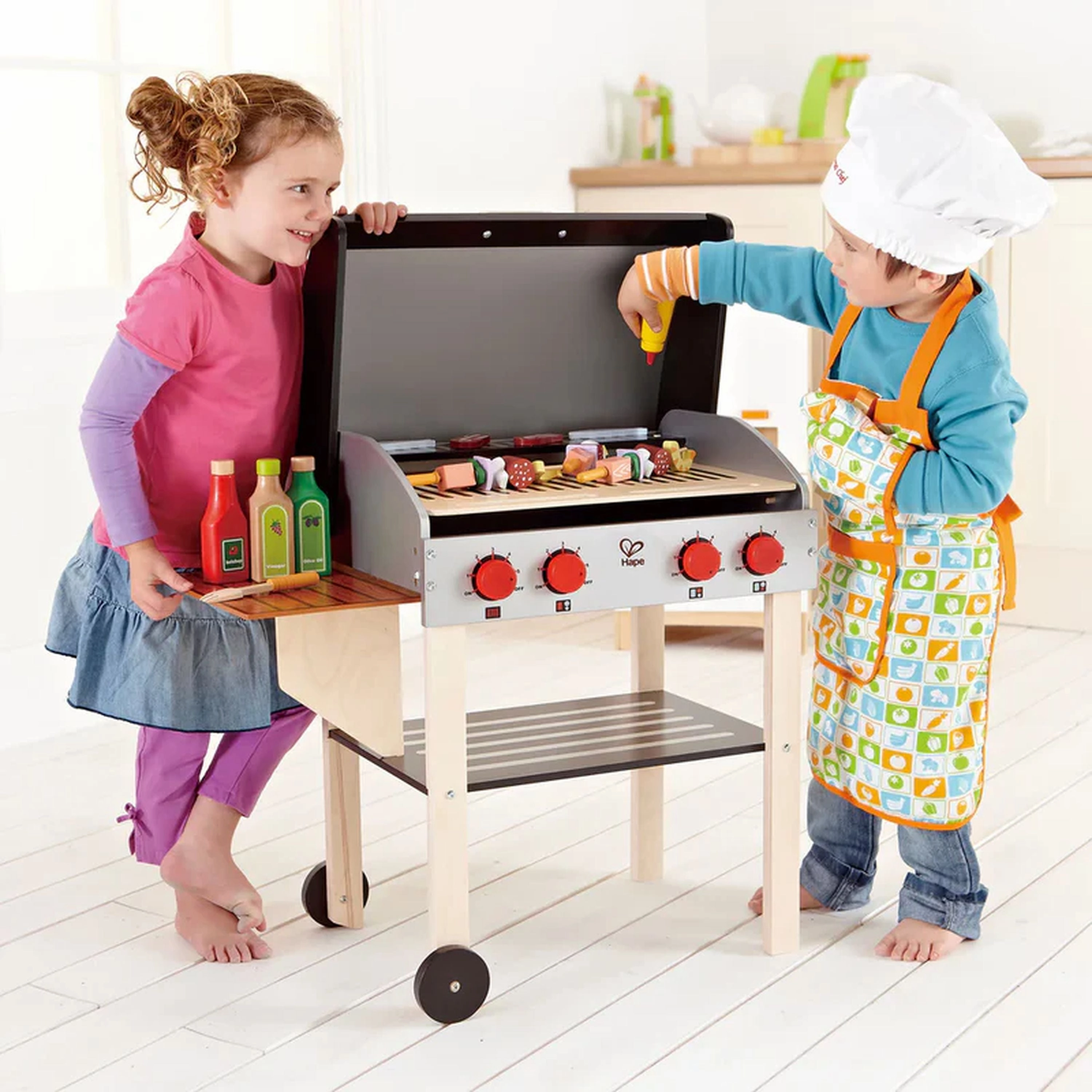 Hape Gourmet Grill With Food