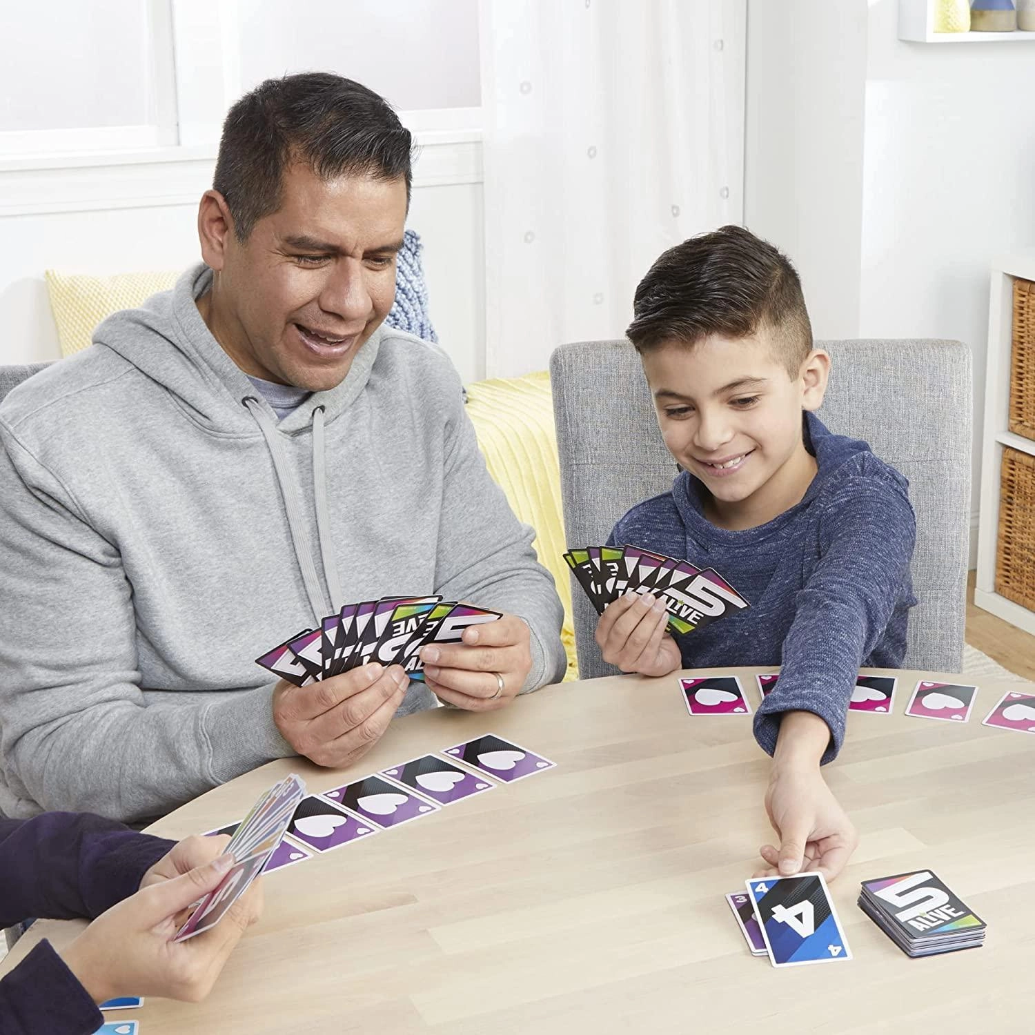 Hasbro Gaming 5 Alive Family Card Game for Ages 8 and Up