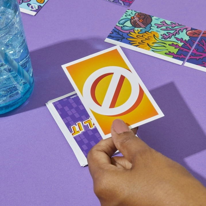 Hasbro Gaming Puzl It Aqua Adventure Competitive Puzzle Card Game for Ages 7 and Up