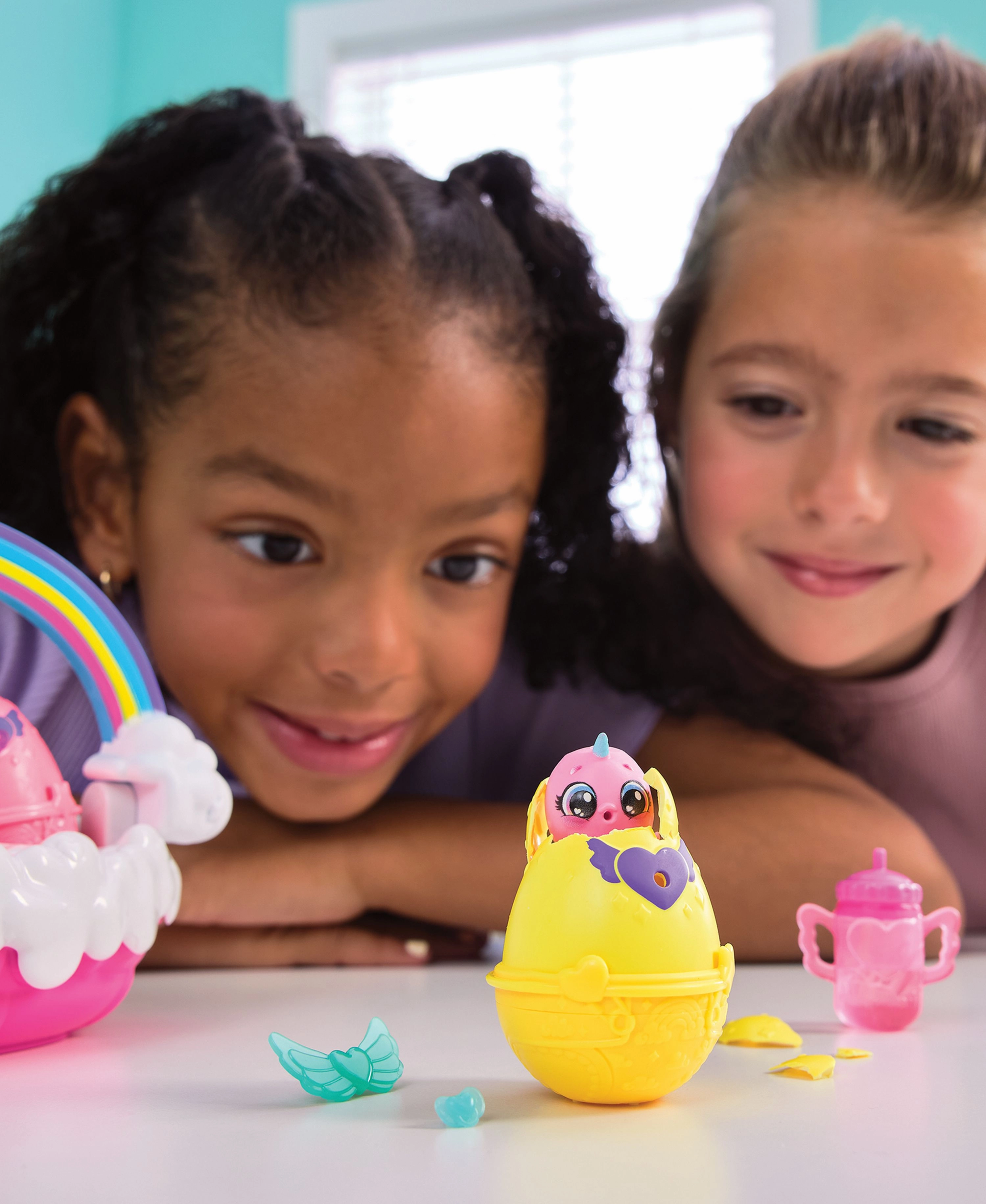 Hatchimals Alive Neon Rainbow Spring Basket Interactive Playset