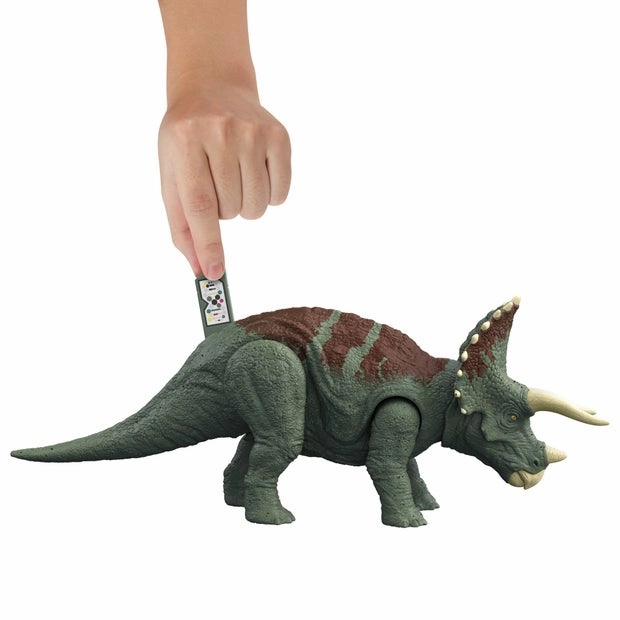 Jurassic World Dominion Roar Strikers Triceratops