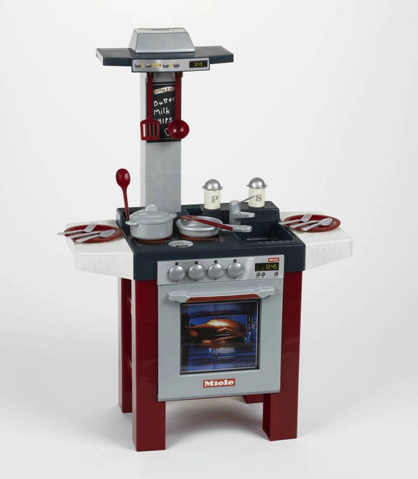 Klein Miele Gourmet Kitchen