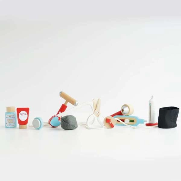 Le Toy Van Doctor's Medical Kit