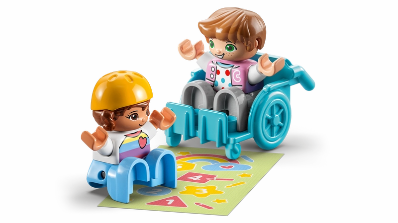 LEGO 10992 DUPLO Life At The Day-Care Center