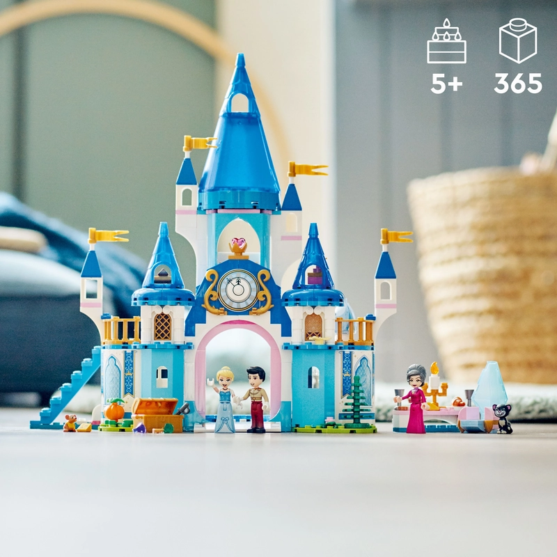 LEGO 43206 Disney Cinderella And Prince Charmings Castle Building Kit