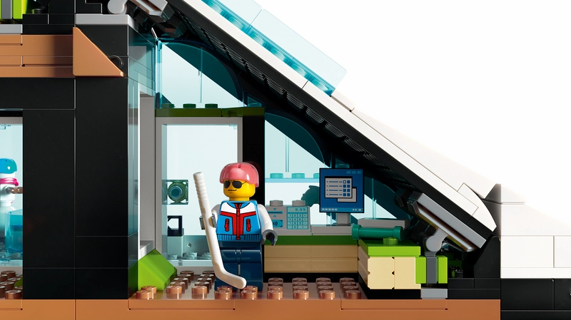 LEGO 60366 City Ski And Climbing Center