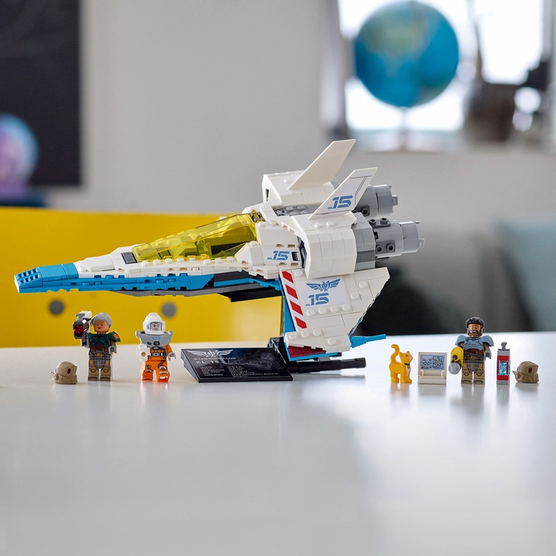 LEGO 76832 Disney Pixar Lightyear Xl-15 Spaceship