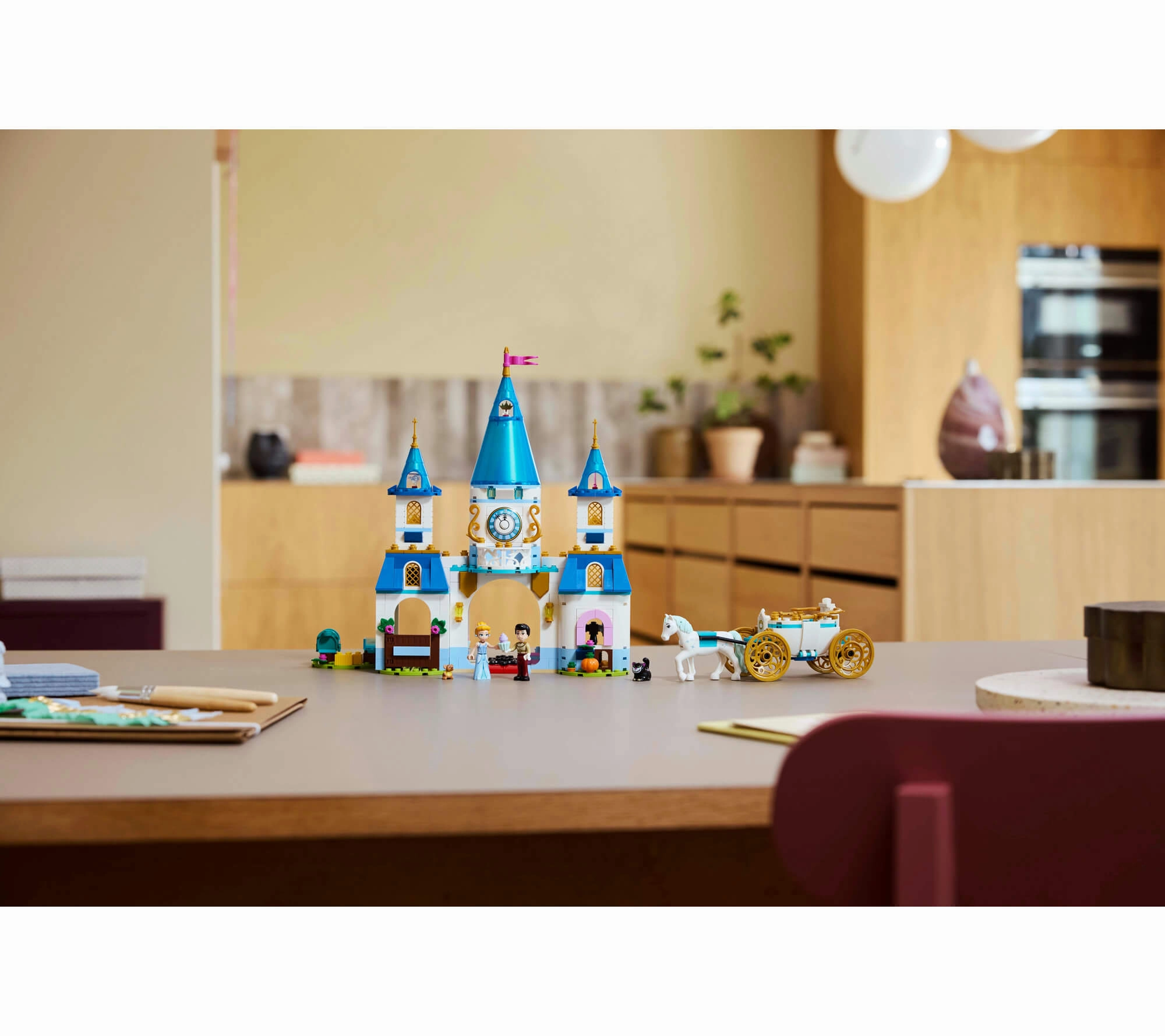 LEGO | Disney Princess Cinderella's 596-Piece Castle & Horse Carriage Building Set