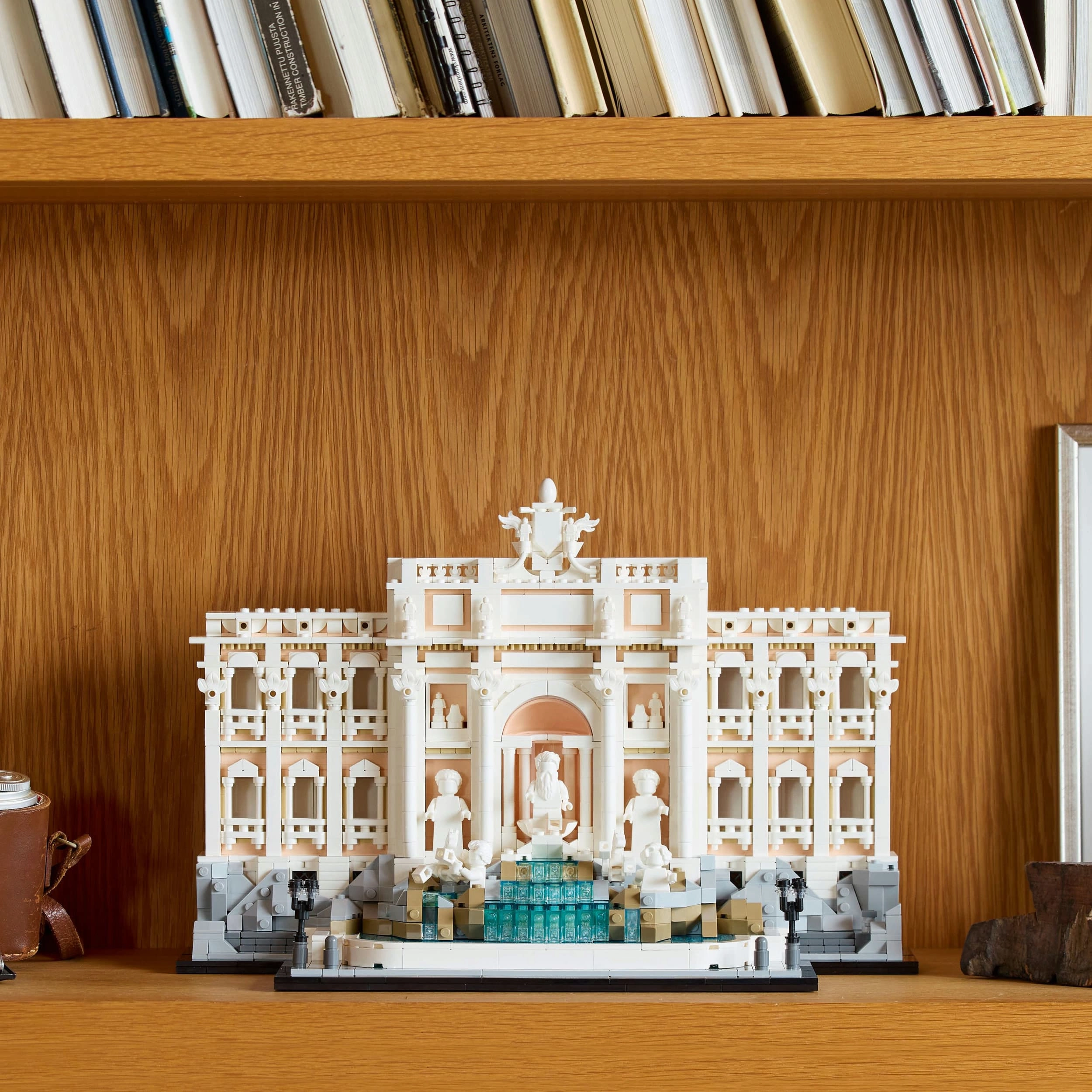 Lego Architecture 21062 Trevi Fountain Model Set for Adults Ages 18 