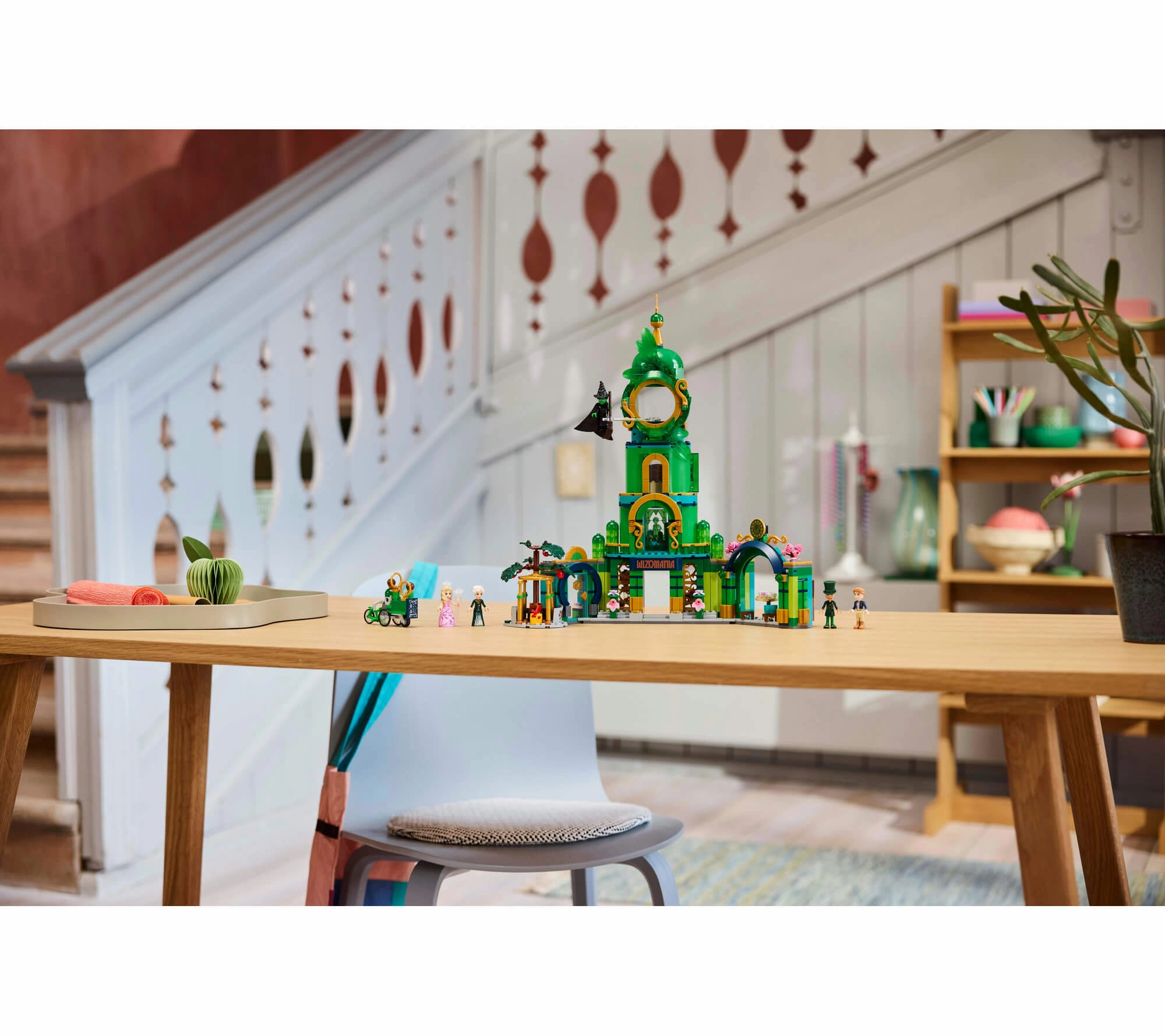 LEGO Wicked Welcome to Emerald City 945-Piece Collectible Toy