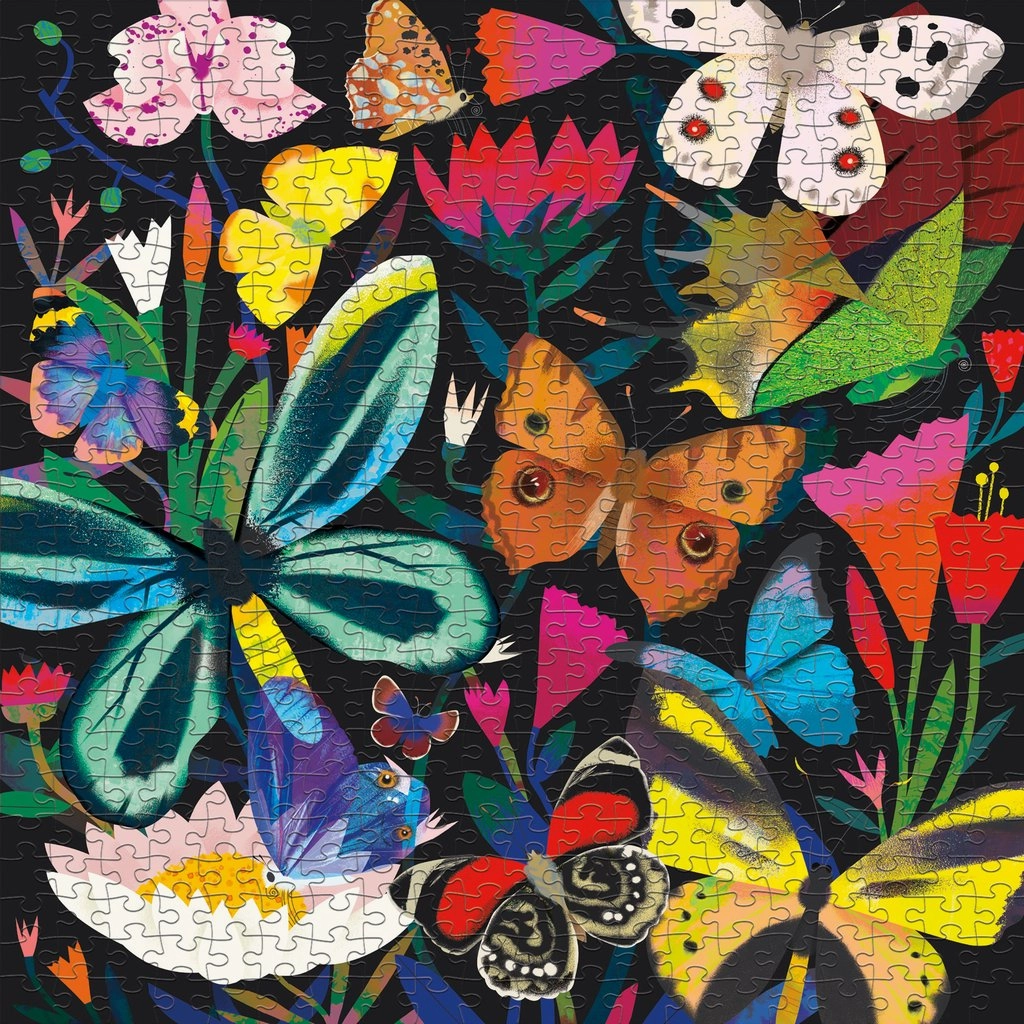 Mud Puppy Glow In The Dark Butterflies Illuminated 500 Piece Puzzle