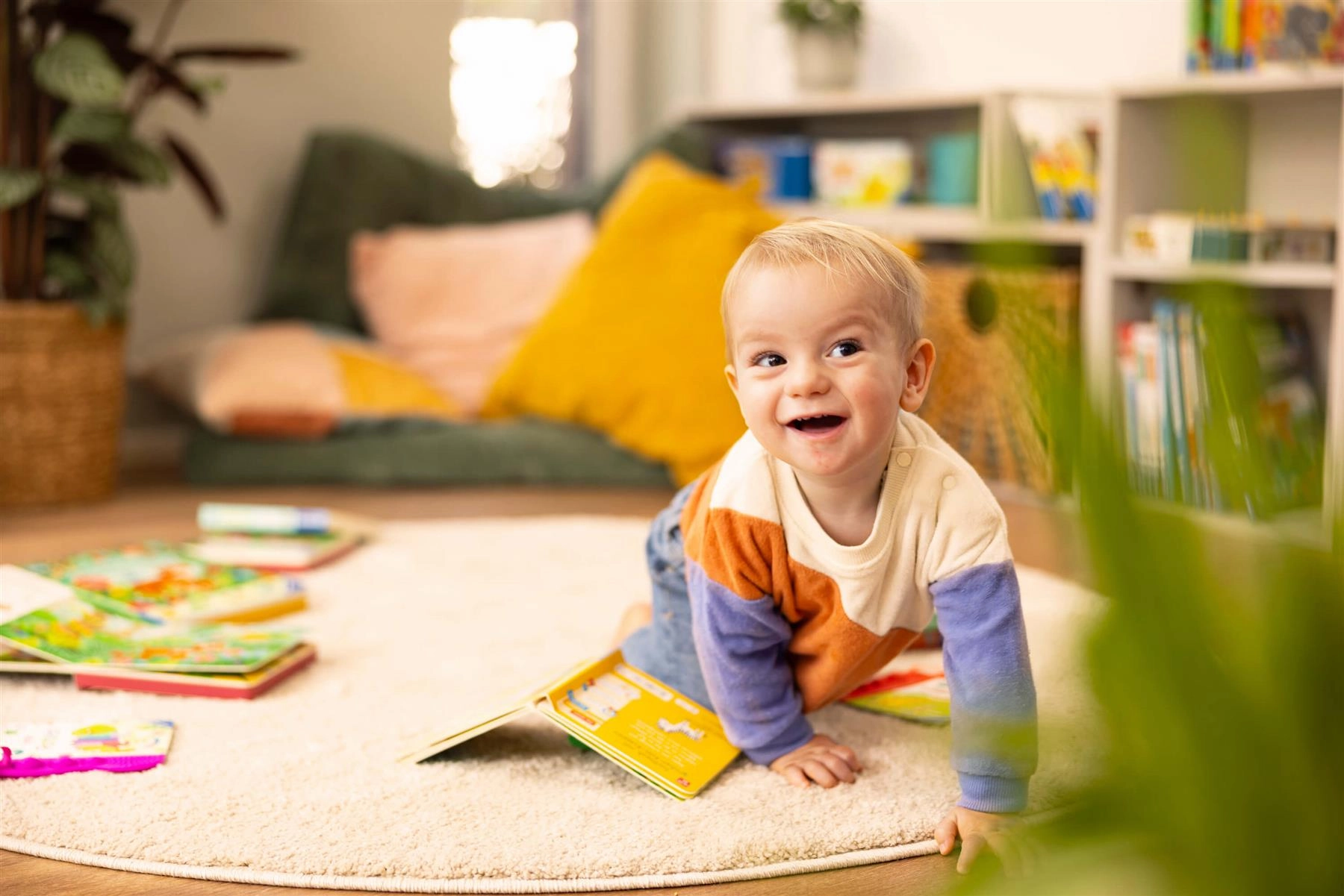 Play  Flip & Pop My First Numbers Waterproof Book with Teether Age 6M 