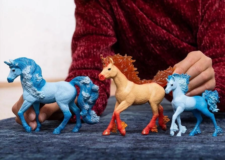 Schleich Bayala 70756 Elementa Fire Unicorn Stallion for Ages 5 and Up