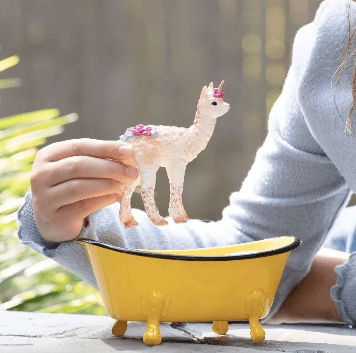 Schleich Bayala Llamacorn 70743 Fantasy Toy Figurine for Ages 5 and Up