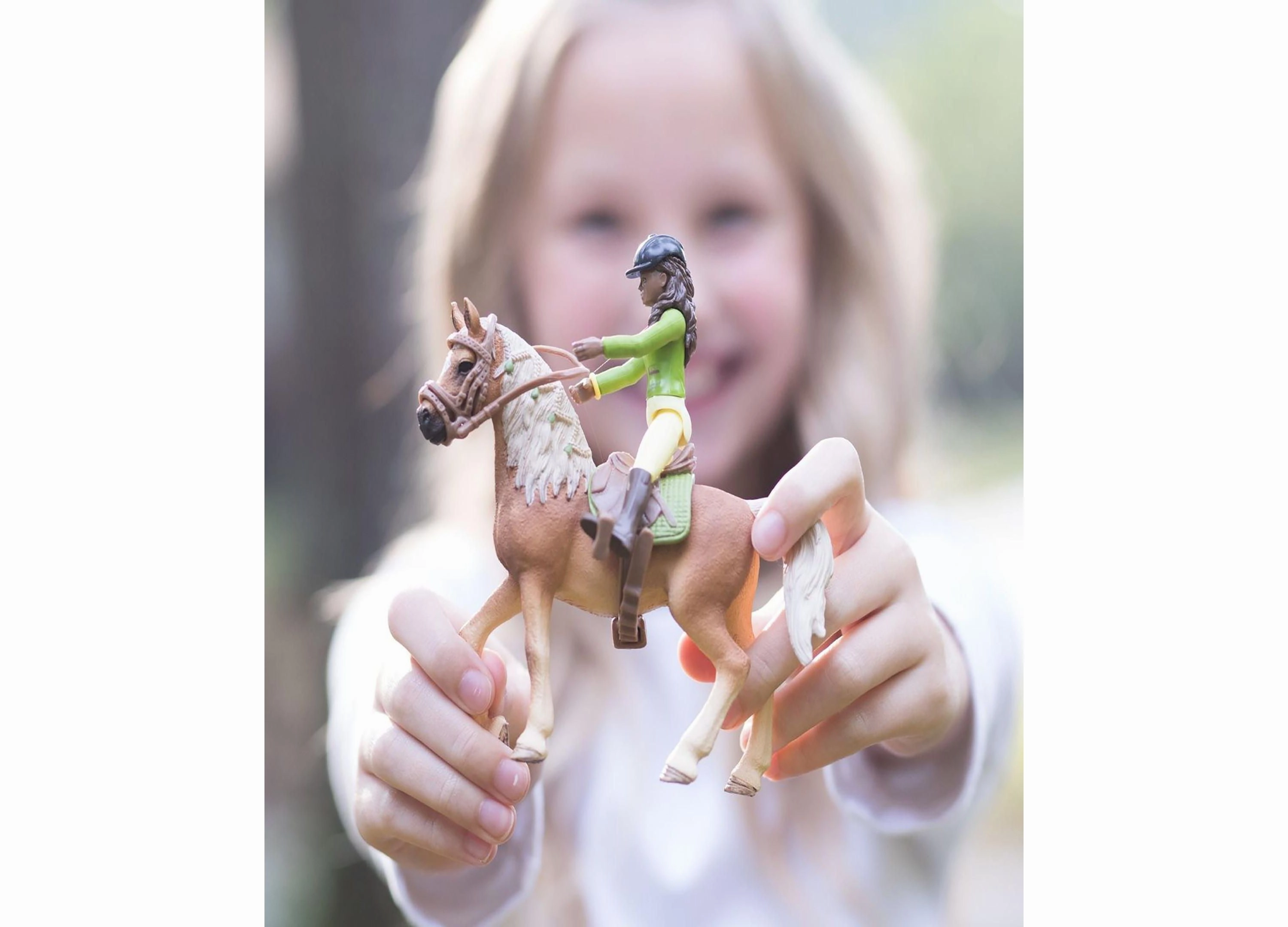 Schleich Horse Club - Sarah & Mystery Figurine Playset