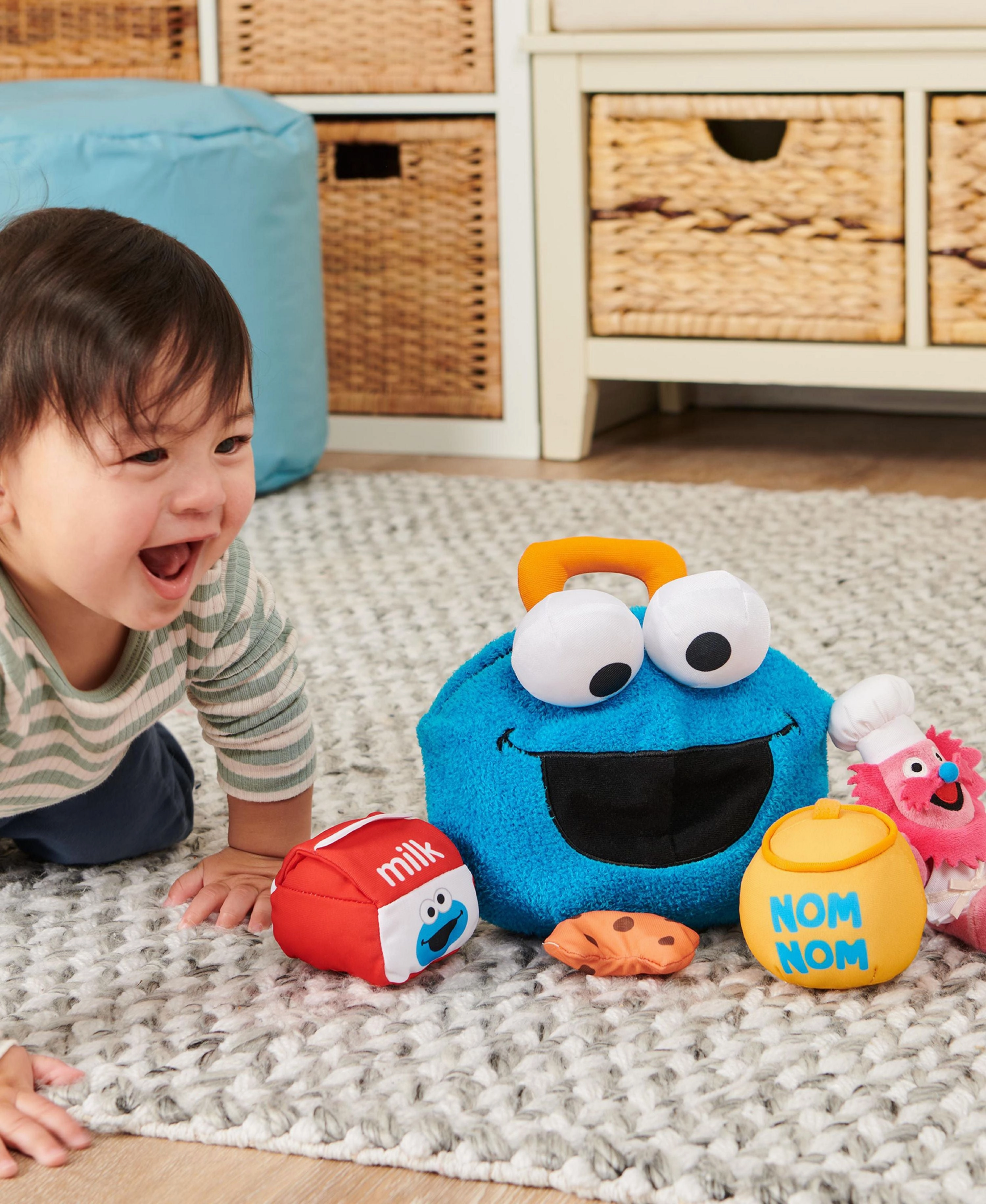 Sesame Street Cookie Monster & Gonger 8 inch Interactive Plush Playset