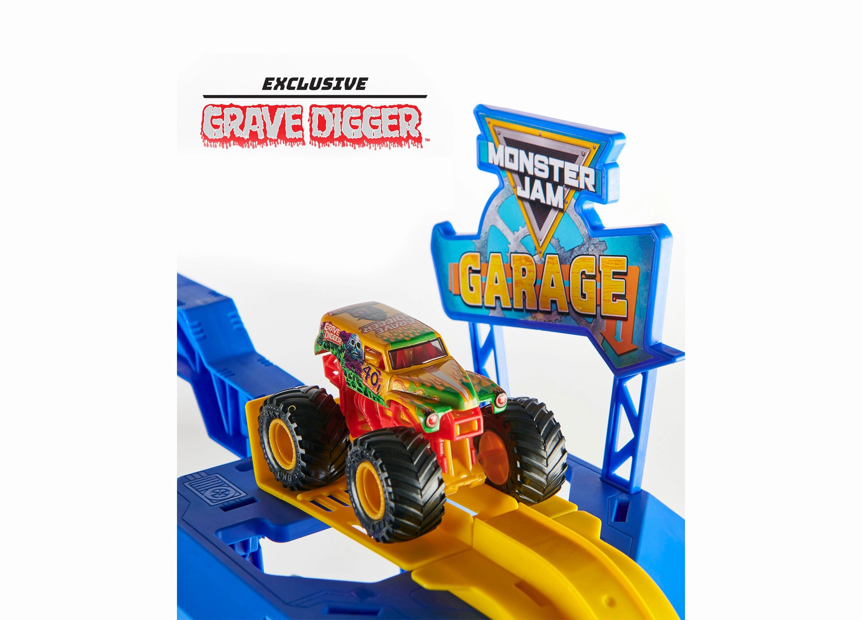 Spin Master Monster Jam 40th Anniversary Garage Playset with Exclusive Die-Cast Truck