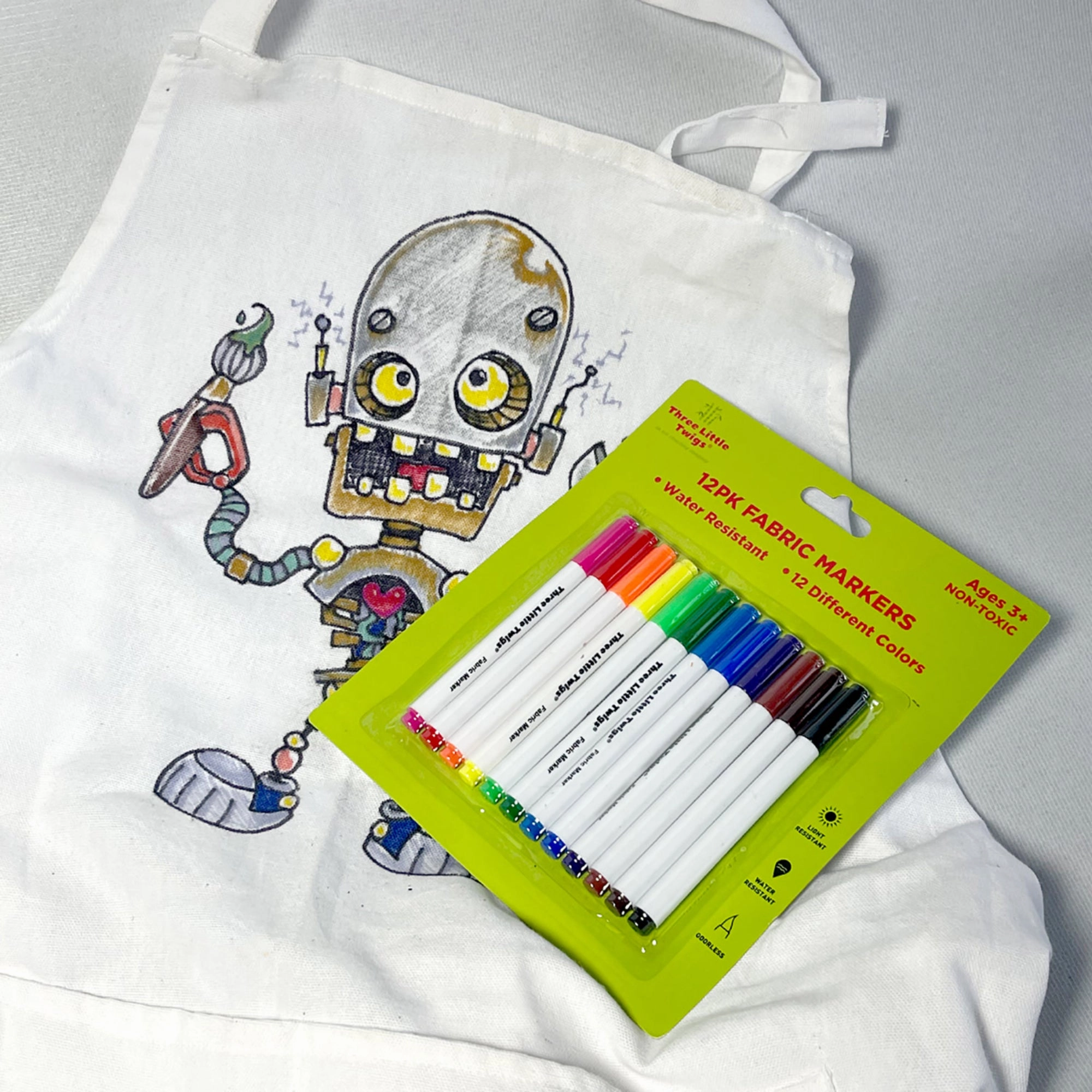 Three Little Twigs DIY Coloring Set: 12 Fabric Markers & Canvas Apron